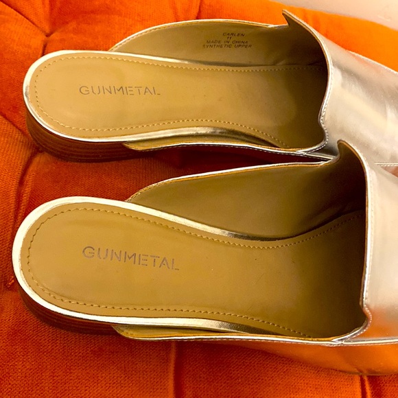 Silver Metallic Slides - Picture 11 of 16